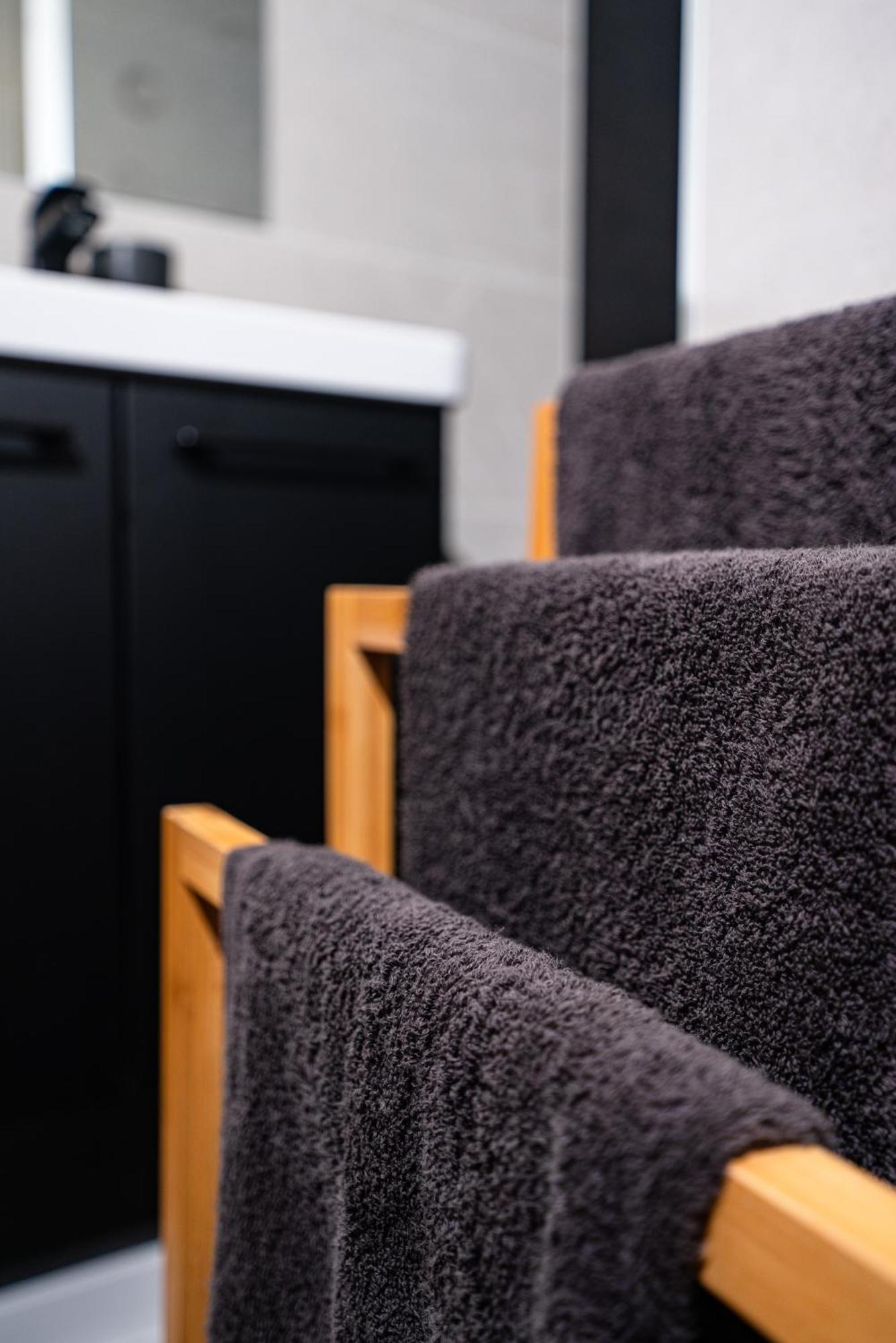 Moderne T2 Centre Sauna Wifi Home Office Netflix Страсбург Экстерьер фото